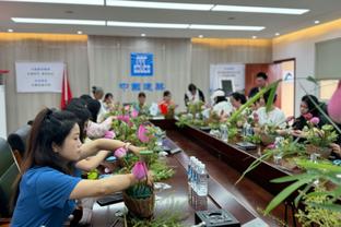 确认不会接手拜仁！朗尼克：决心在我们选择的道路上继续走下去